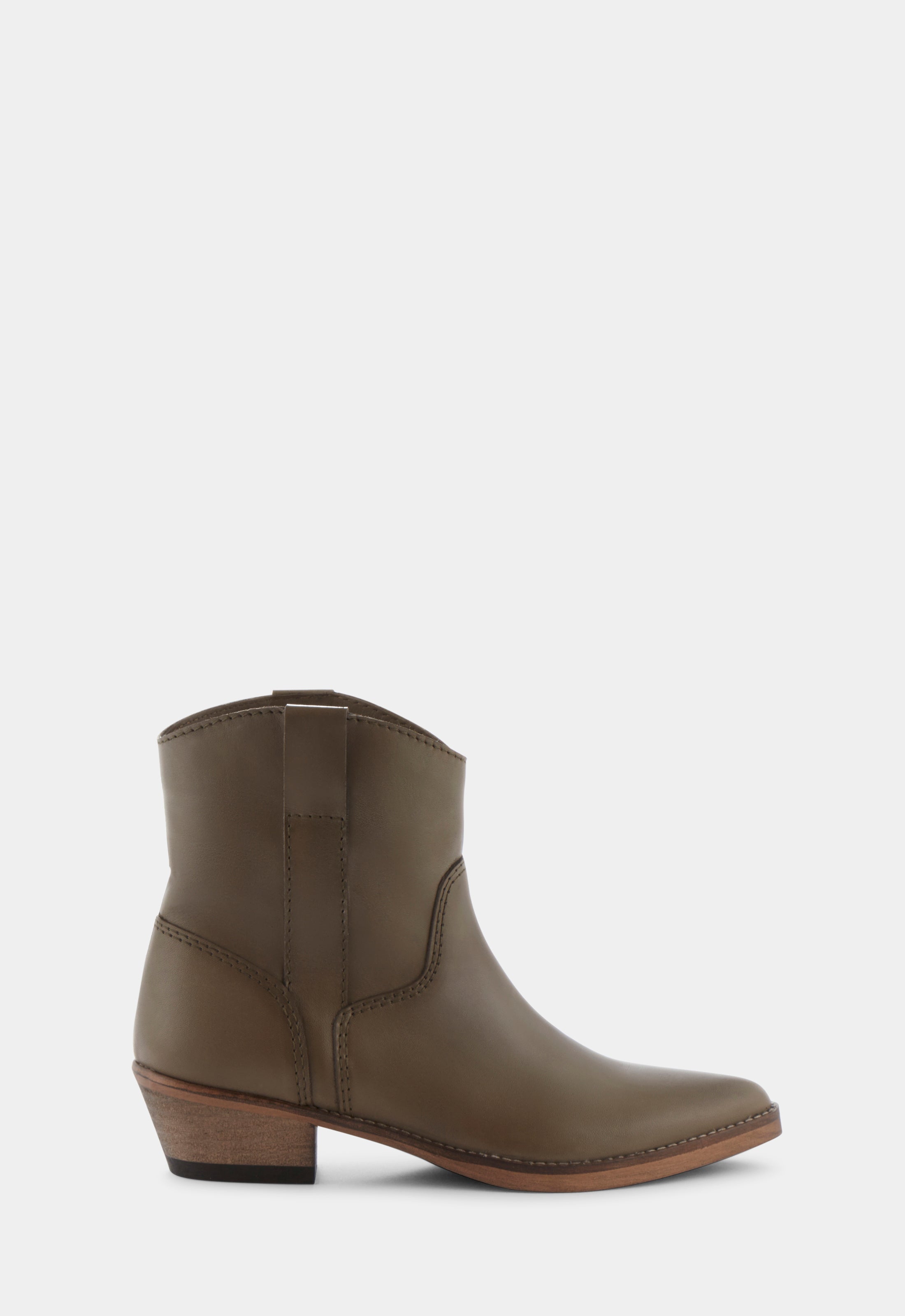 Corrie 2024 ankle booties